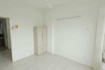 Pangsapuri Seri Tecoma