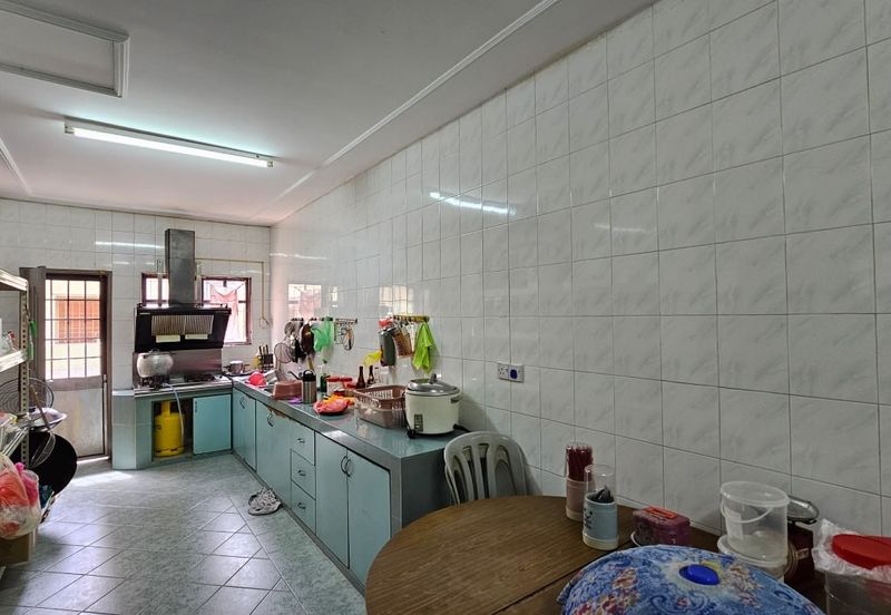 TAMAN IPOH BOULEVARD TIMOR