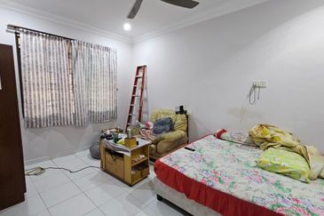 TAMAN IPOH BOULEVARD TIMOR