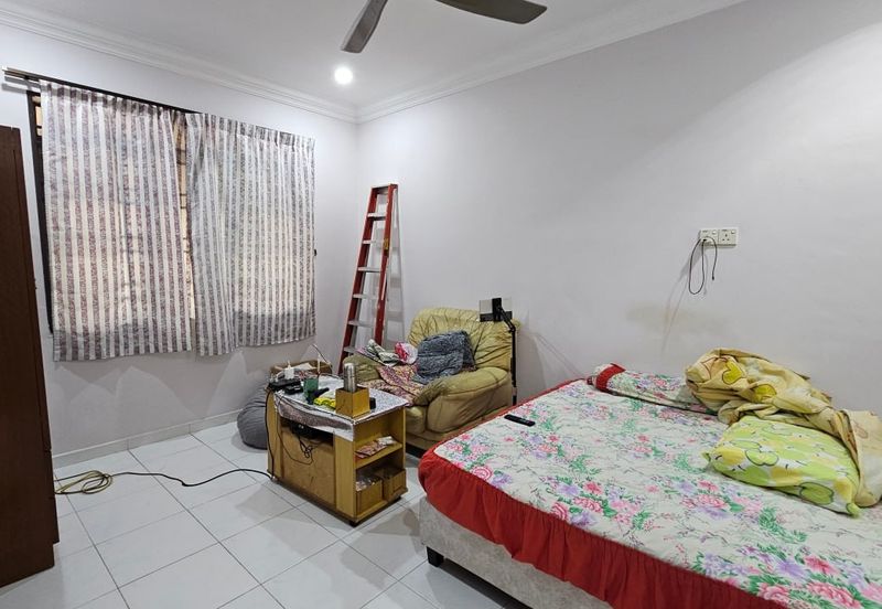 TAMAN IPOH BOULEVARD TIMOR