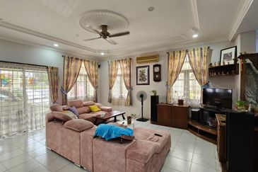 TAMAN IPOH BOULEVARD TIMOR