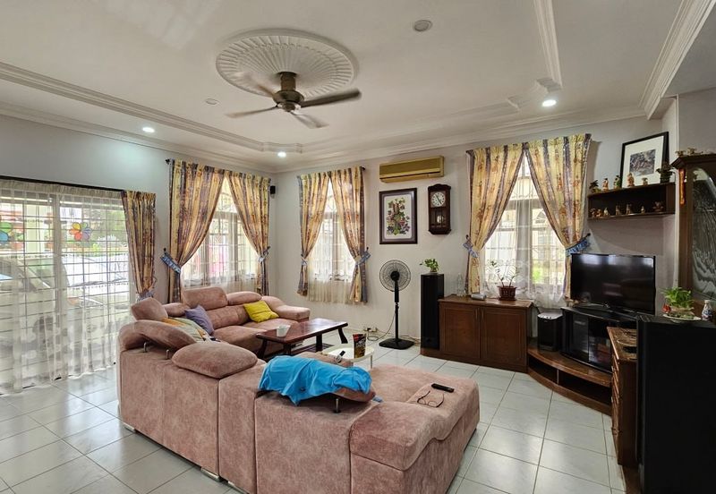 TAMAN IPOH BOULEVARD TIMOR