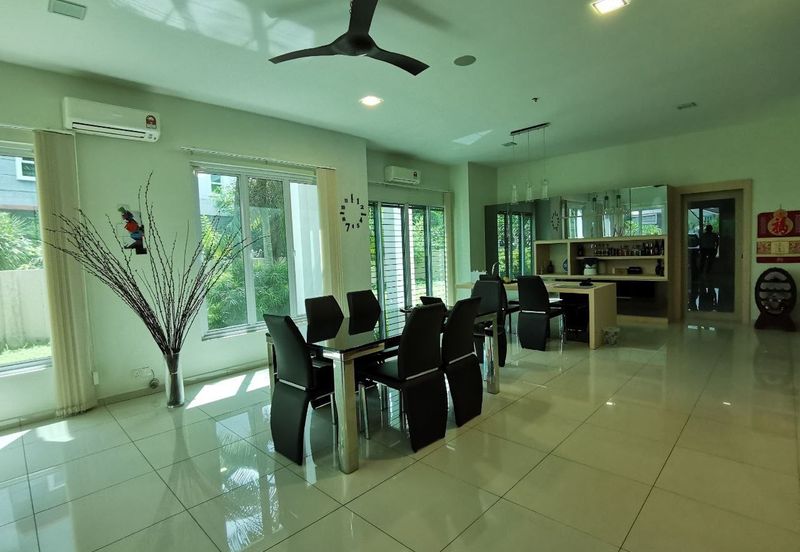 Park Lane Residences