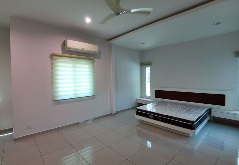 Park Lane Residences