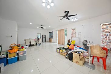 Dorset Place @ Taman Lapangan Setia