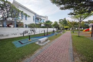 Dorset Place @ Taman Lapangan Setia