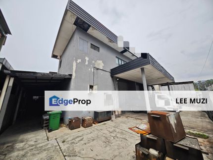 JELAPANG NEAR SILIBIN MENGLEMBU LAHAT MERU INDUSTRIAL AREA 2 ADJOINING 1.5 STOREY CEILING HEIGHT 20FT POWER SUPPLY 100AMP SEMI D FACTORY FOR SALE, Perak, Ipoh