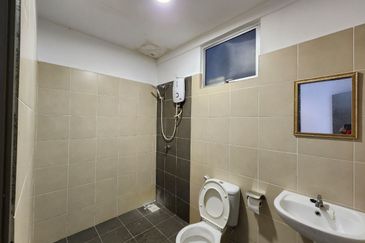 TAMAN MERU IDAMAN (SCIENTEX MERU)