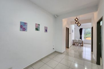 TAMAN MERU IDAMAN (SCIENTEX MERU)