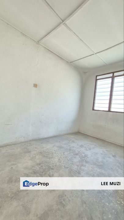BATU GAJAH IPOH PERAK NEAR PUSING LAHAT PENGKALAN SUPER BELOW VALUE DOUBLE STOREY HOUSE FOR SALE, Perak, Kinta