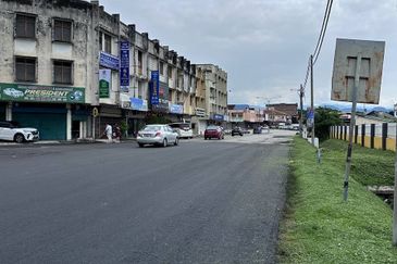 Jalan Pasir Puteh, Station 18