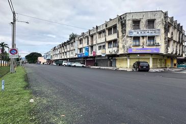 Jalan Pasir Puteh, Station 18