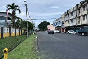 Jalan Pasir Puteh, Station 18