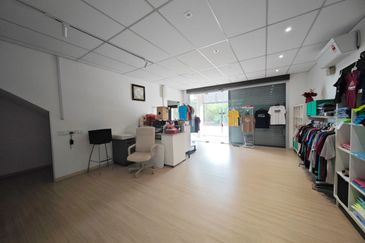 Pengkalan Station 18