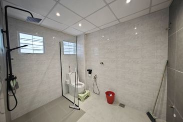 Pengkalan Station 18