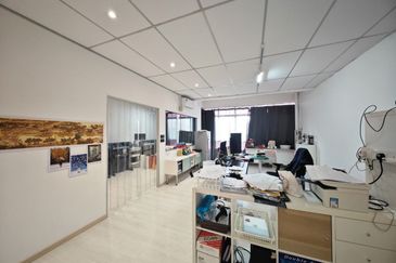 Pengkalan Station 18