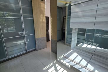 TAMAN MERU DESA PARK