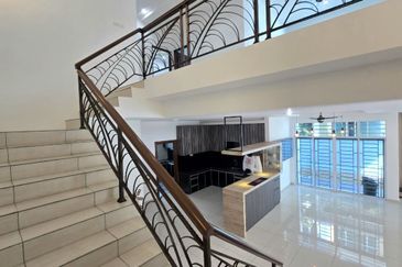 TAMAN MERU DESA PARK