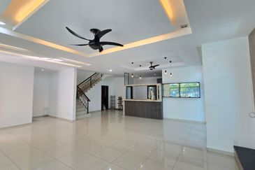 TAMAN MERU DESA PARK