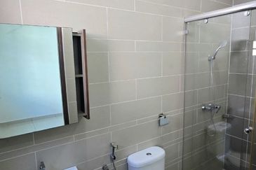 TAMAN MERU DESA PARK