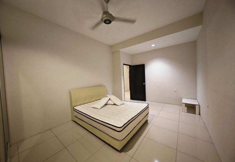 TAMAN MERU DESA PARK