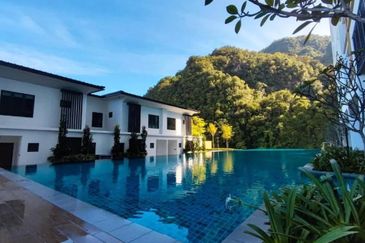 SUNWAY CITY IPOH TAMBUN ONSEN | LUXURY FURNISHED SUITE | HIGH FLOOR | 2 CAR PARKS | THEME PARK VIEW | FOR RENT – AIRBNB FRIENDLY