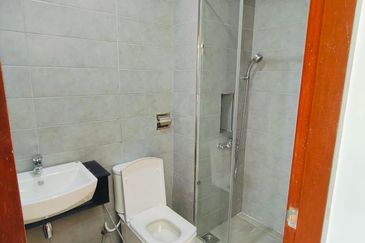 Paragon Suites @ CIQ