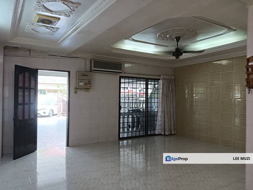 TAMAN CEMPAKA IPOH NEAR AMPANG GUNUNG RAPAT GREENTOWN AREA FULLY EXTENDED DOUBLE STOREY HOUSE FOR SALE, Perak, Ipoh