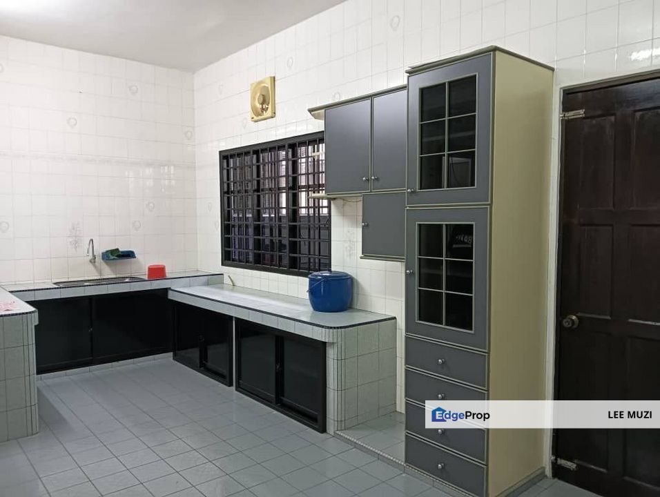 TAMAN CEMPAKA IPOH NEAR AMPANG GUNUNG RAPAT GREENTOWN AREA FULLY EXTENDED DOUBLE STOREY HOUSE FOR SALE, Perak, Ipoh