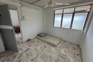 Flat Pakatan Bercham