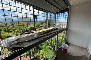 Flat Pakatan Bercham