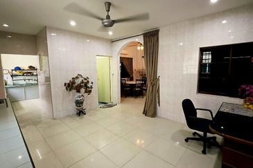 TAMAN BISTARI MENGLEMBU