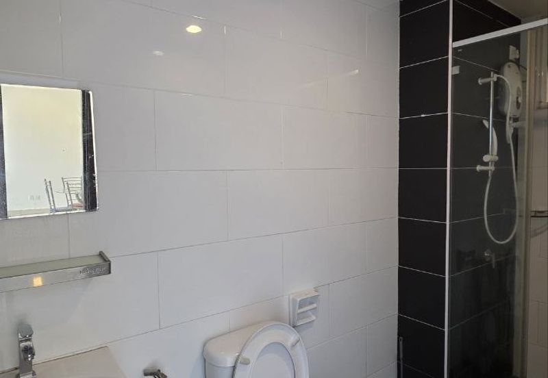 THE MAJESTIC (IMPERIAL & MAJESTIC)