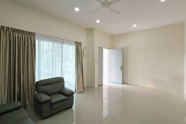 TAMAN GERBANG LAHAT BISTARI