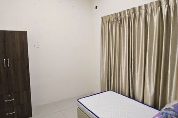 TAMAN GERBANG LAHAT BISTARI