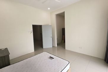 TAMAN GERBANG LAHAT BISTARI