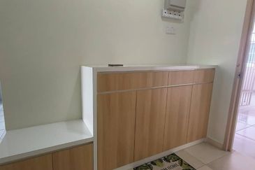 KONDOMINIUM DAMAIPURI