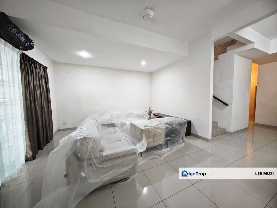 TAMAN MERU MUTIARA NEAR KLEBANG JELAPANG GATED GUARDED PARTIAL FURNISHED DOUBLE STOREY SEMI D FOR RENT, Perak, Kinta