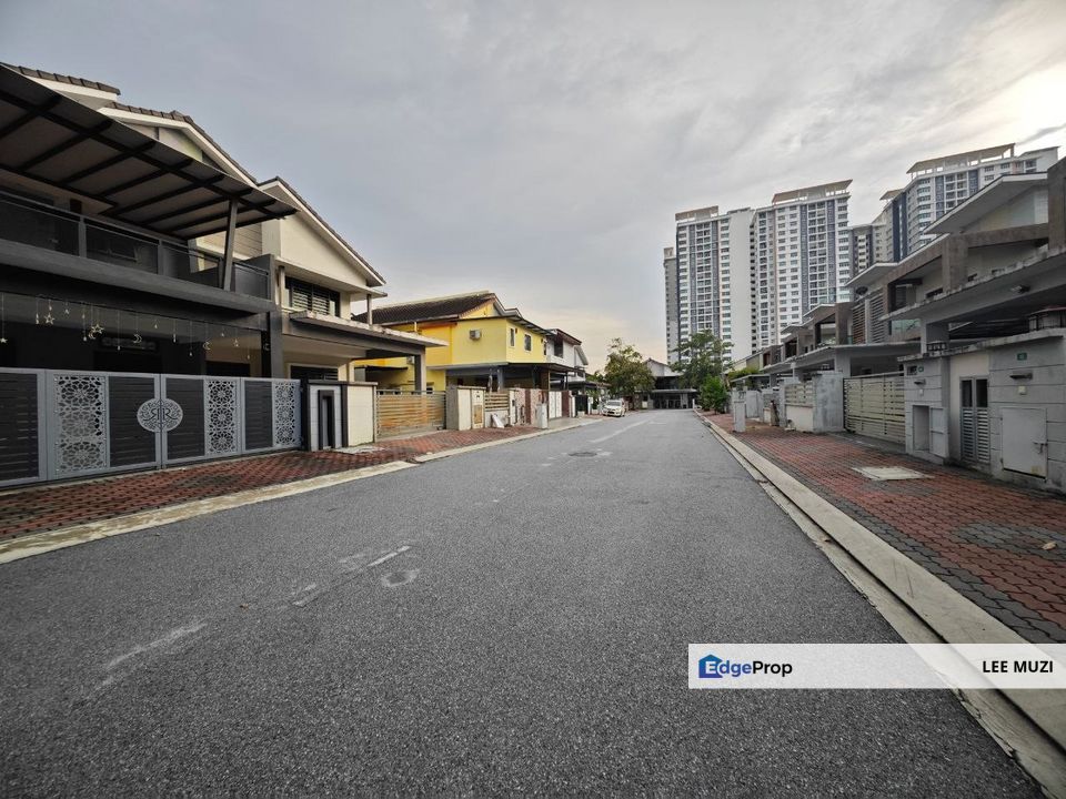 TAMAN MERU MUTIARA NEAR KLEBANG JELAPANG GATED GUARDED PARTIAL FURNISHED DOUBLE STOREY SEMI D FOR RENT, Perak, Kinta