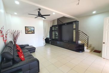 Panorama Lapangan Perdana