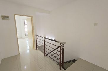 Taman Pengkalan Precinct 18