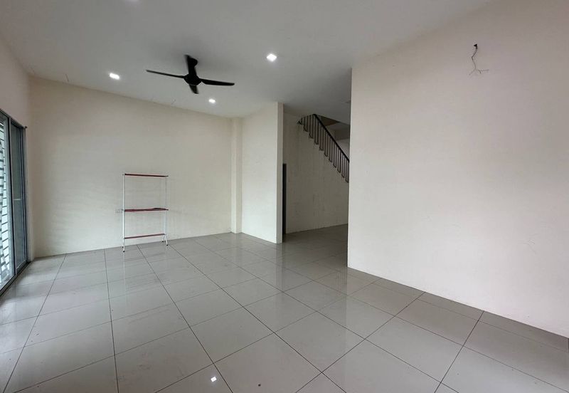 TAMAN GERBANG LAHAT BISTARI