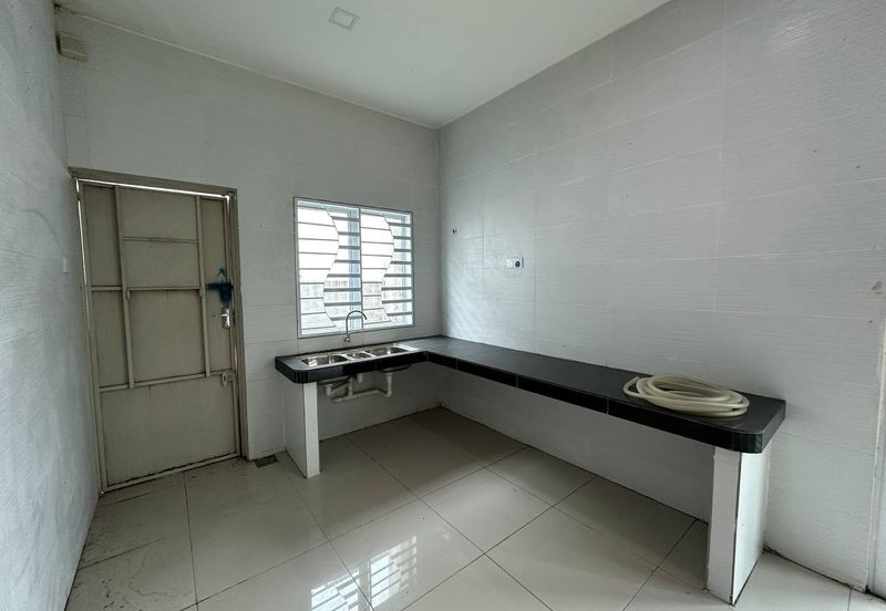 TAMAN GERBANG LAHAT BISTARI