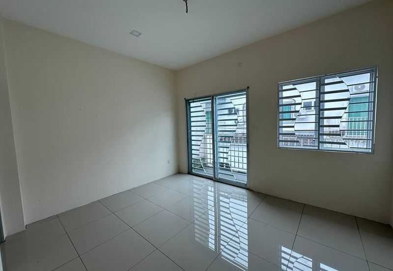 TAMAN GERBANG LAHAT BISTARI