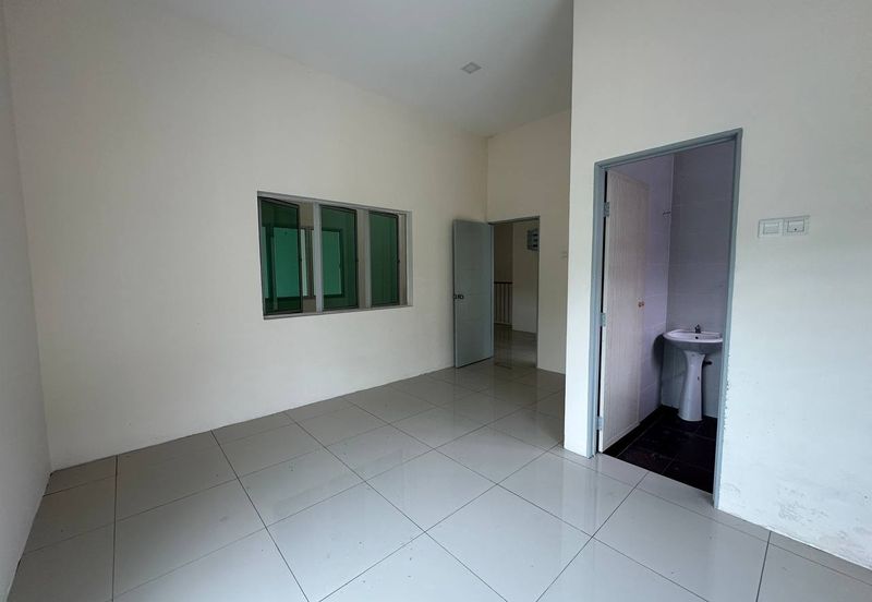 TAMAN GERBANG LAHAT BISTARI