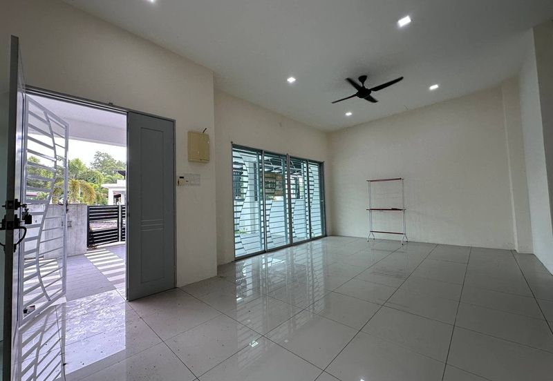 TAMAN GERBANG LAHAT BISTARI