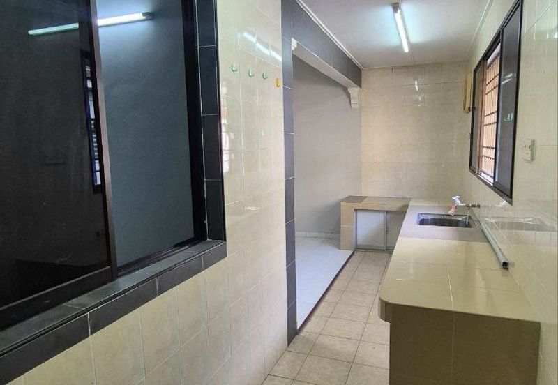 TAMAN BISTARI MENGLEMBU