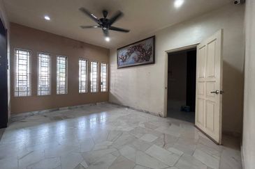 PASIR PUTEH/PENGKALAN