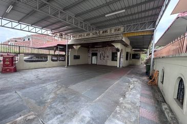 PASIR PUTEH/PENGKALAN