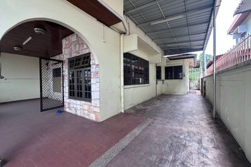 PASIR PUTEH/PENGKALAN